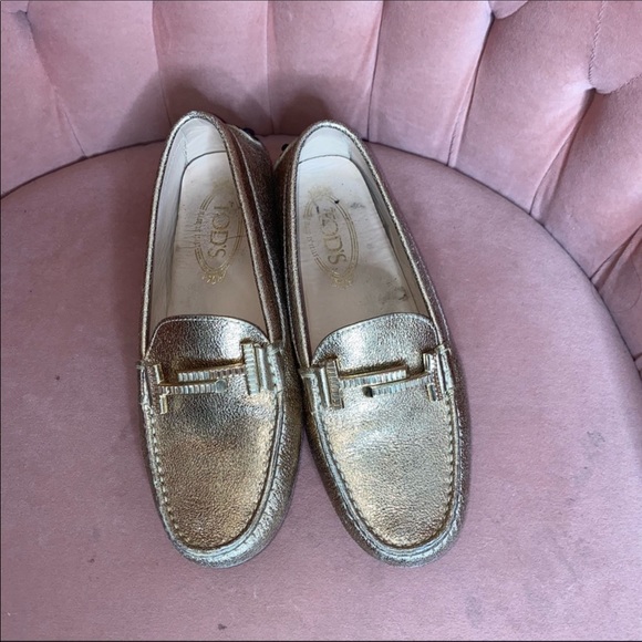 Tod's Shoes - TODS || Gimmibi t-bar metallic gold leather loafers size 37 USA 7